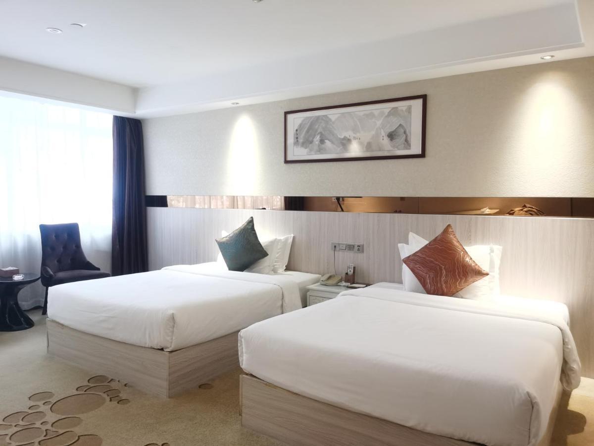 Paco Hotel Tianhe Coach Terminal Metro Satation Guangzhou-Free Shuttle Bus For Canton Fair Exterior foto